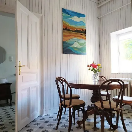 Atelier Center 公寓