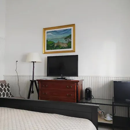 Atelier Center 凯斯特海伊