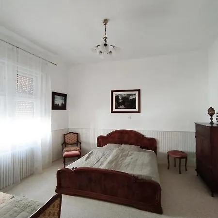 Atelier Center * Keszthely