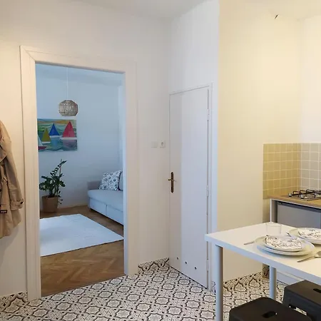 Atelier Center Apartman *